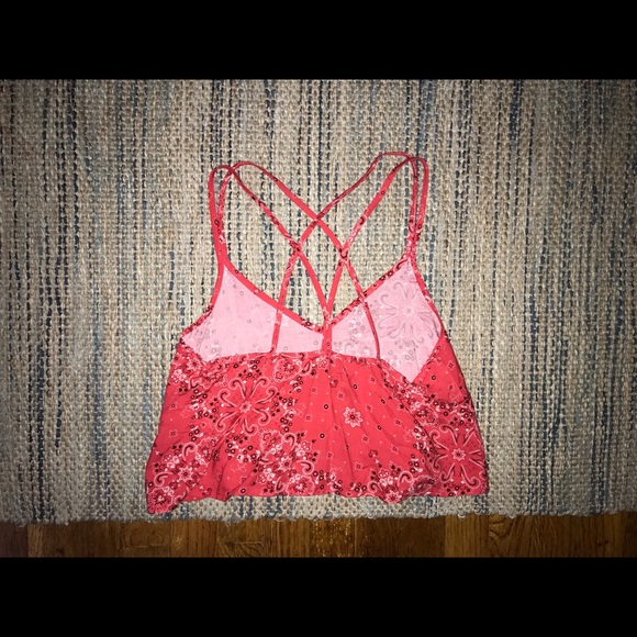 Paisley Red Crop Top - Picture 4 of 4